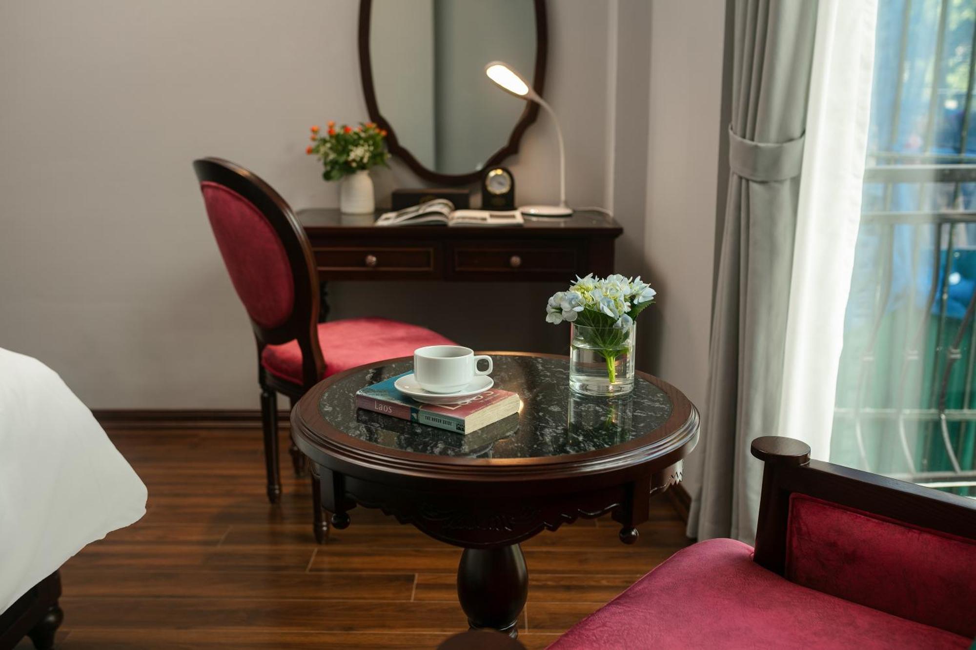 Serene Central Hotel Hanoi Buitenkant foto