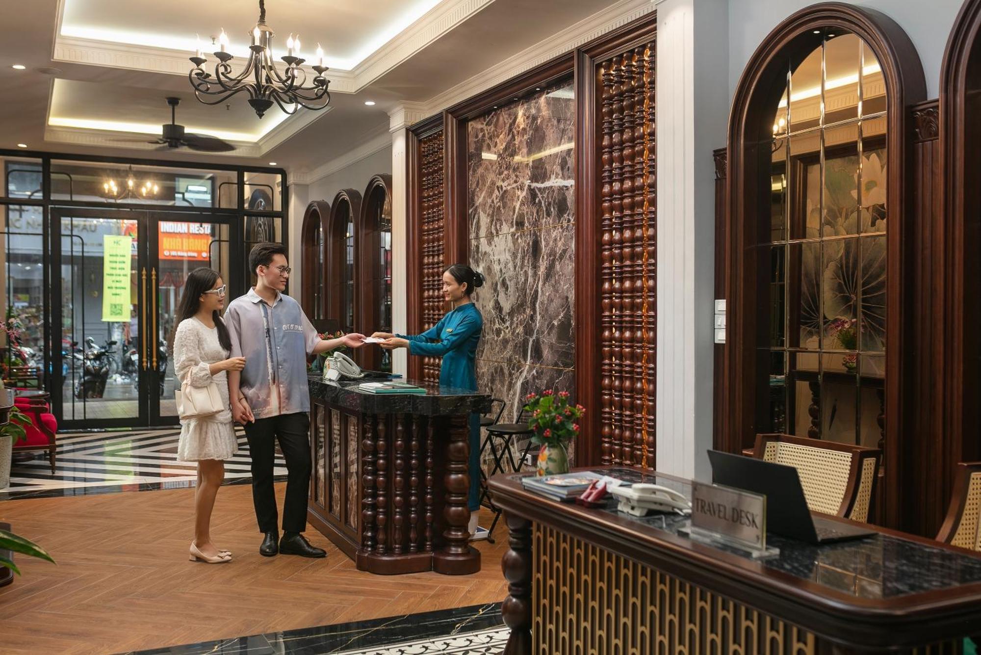 Serene Central Hotel Hanoi Buitenkant foto